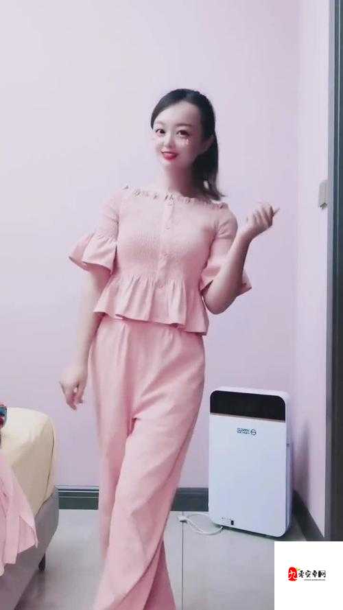 强开乖女嫩苞又嫩又紧h视频免费｜揭秘网络热门内容背后的社会心理